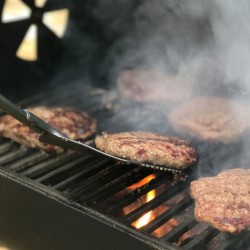 Char-Griller E82424 Side Fire Box - Griglia Affumicatrice Laterale e Griglia da Tavolo Portatile 3100009