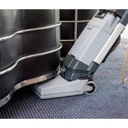 Nilfisk SC100 E Full Package - cod. 107408103 Lavasciuga Verticale completo con Kit Pulizia Tappeto