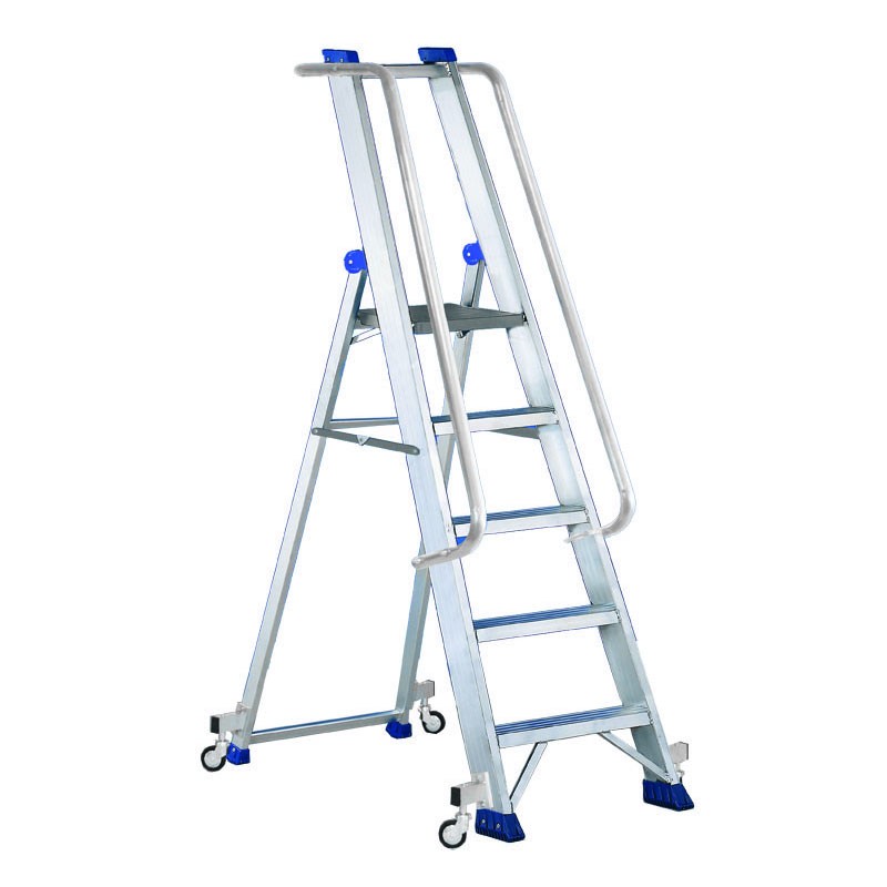 Svelt Regina 4WD VIP - Scala con Ruote 5 Gradini - EN131 SREGIVIPWD05 Svelt Regina 4WD VIP - Scala con Ruote 5 Gradini - EN131 SREGIVIPWD05