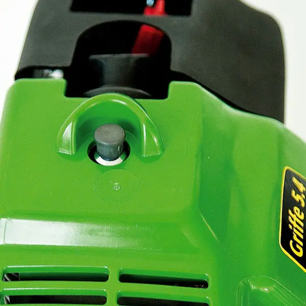 Active 6.5 BT Brutale - Decespugliatore Asta Fissa con Decompressione