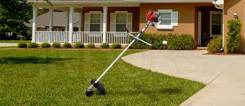 utilizzo Attila ATJ 53-W - Decespugliatore Professionale 2 Tempi