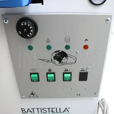 Battistella Era Export - Tavolo da Stiro Riscaldato e Aspirante con Caldaia 4 kW