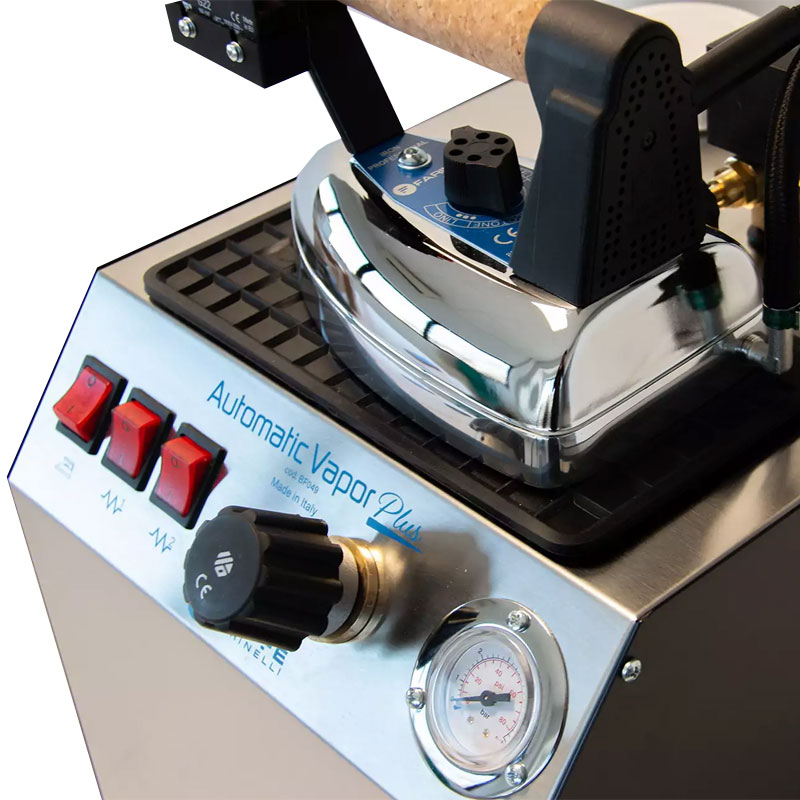Bieffe Farinelli Automatic Vapor Plus BF049 steam generator with boiler and iron