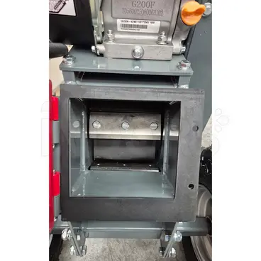 Bluebird SHL 1000 - Cippatore a Benzina per rami con diametro max. Ø 100 mm