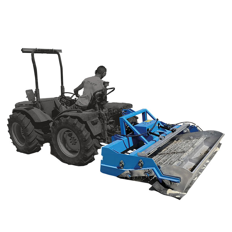 Nettoyeur de plage Speed Tapiro pour tracteurs, jusqu'à 16 000 m²/h