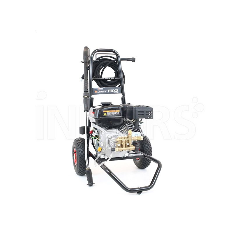 Idropulitrice Comet FDX 2 con motore a scoppio LONCIN G200 F. 720 l/h,  pressione max 200 bar, 6,0 HP, peso 30 kg. Accessori compresi: pistola,  lancia angolata con testina detergente senza ugello