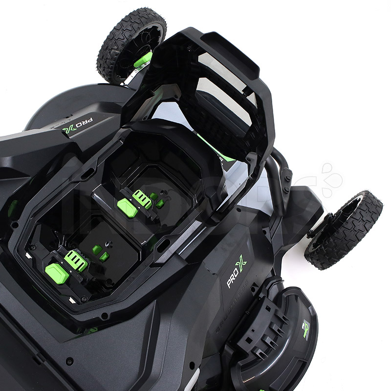 EGO LMX 7600 SP battery slot