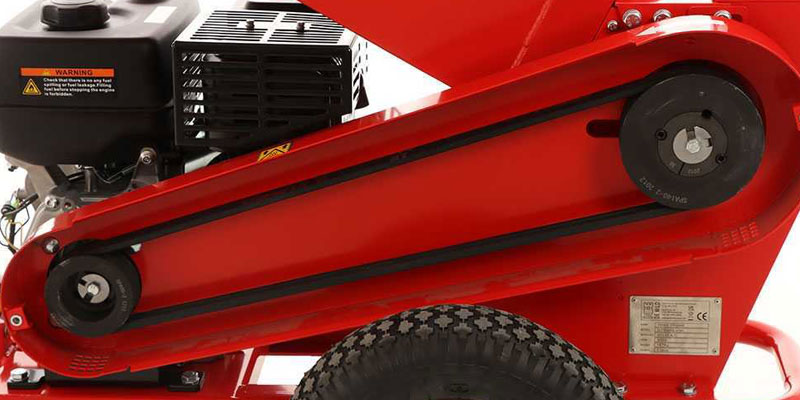 GTM Professional GTS 900 G - Broyeur de branches professionnel