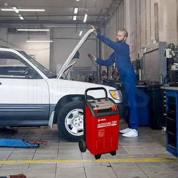 Ambientata Helvi Autostar 701 - Caricabatterie con Avviamento Portatile
