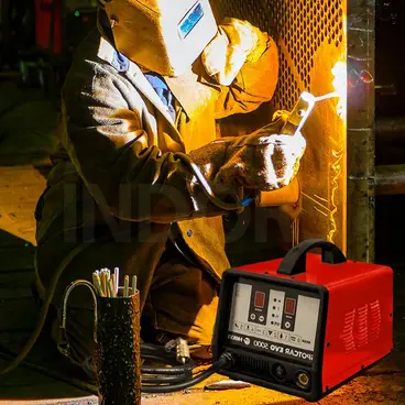 Ambientata Helvi SpotCar EVO 5000 - Saldatrice Spot Welding Trifase