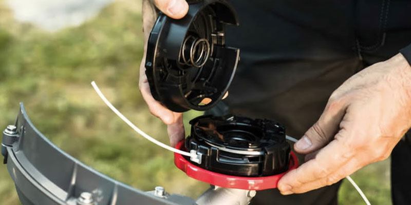 Honda UMK 425 LE professional brush cutter