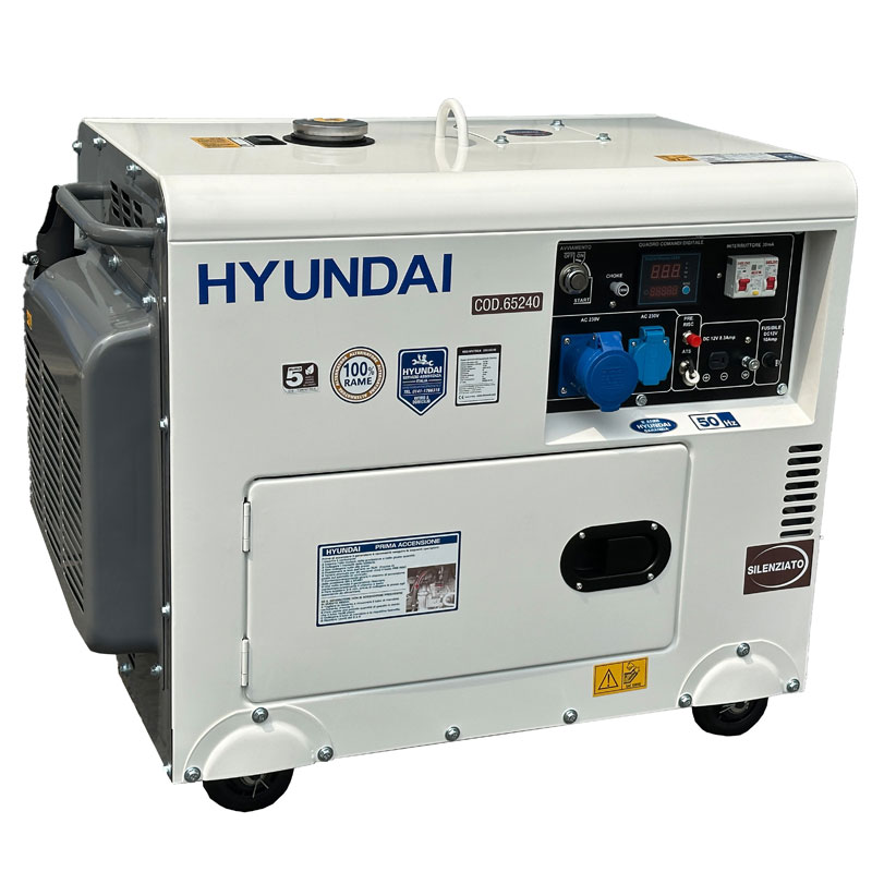 Hyundai 65240 - 5.0 kW Single-Phase Silent Generator