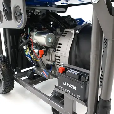 Hyundai 65370 - Generatore Inverter Full Power 9.3 kW Carrellato con TELECOMANDO