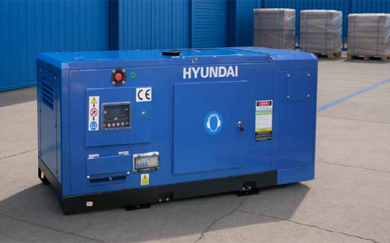 Hyundai 65540 - Generatore Diesel 1500 RPM Silenziato Monofase 27,5 kW