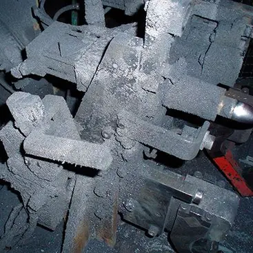 cella di saldatura prima della pulizia Intelblast IBL3000