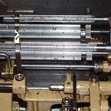 prima della pulizia di un macchinario per la produzione di sigari con IBL3000