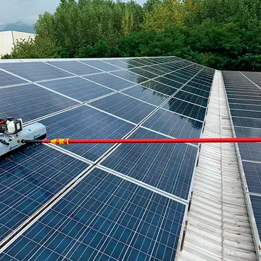 Spazzola con Asta per Fotovoltaico