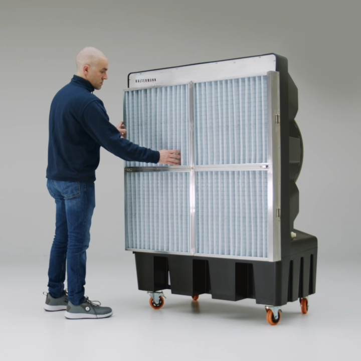 Tutoriel de retrait du filtre du refroidisseur d'air KALTERMANN