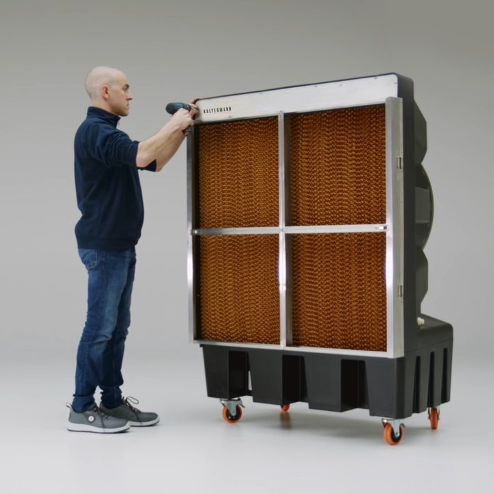 Tutoriel de retrait du filtre du refroidisseur d'air KALTERMANN