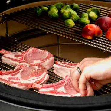 Kamado Joe CLASSIC I - Grill e Affumicatore con ripiani laterali modello KJ23RH