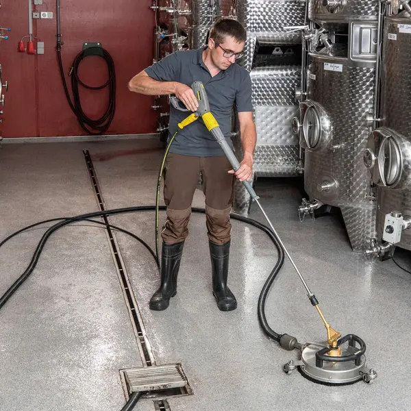 Karcher FRV 30 Me - Lancia Lavapavimenti Con Aspirazione