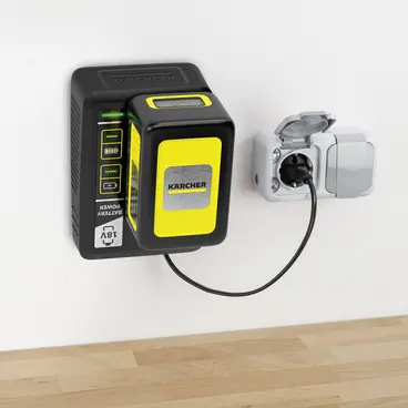 Karcher Kit Battery 18/50 + Caricabatterie Rapido 2.445-063.0 per Macchine Karcher 18V