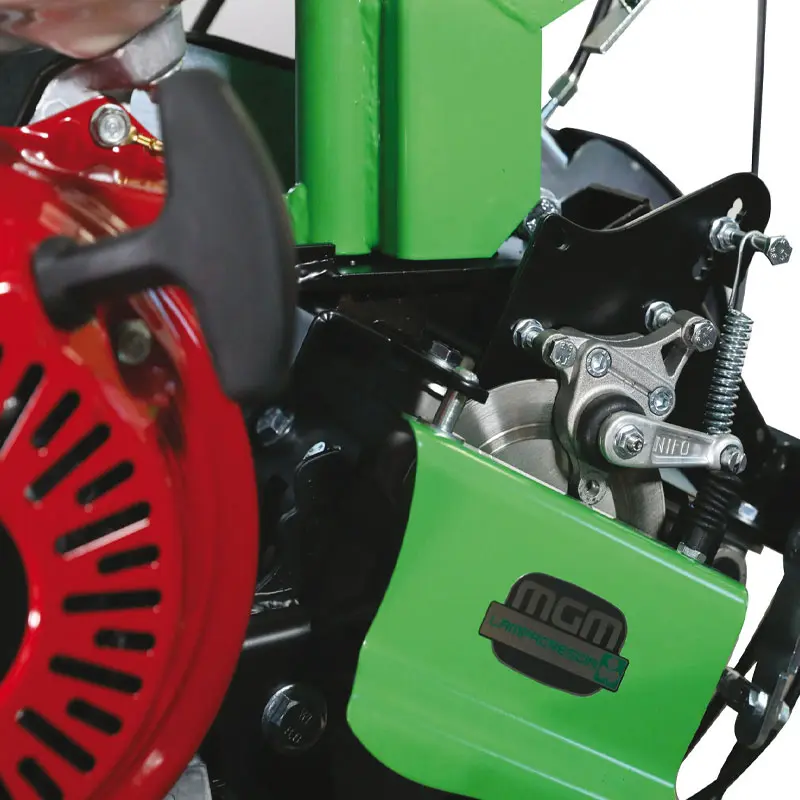 Lampacrescia MGM TTR 690 Petrol Lawn Mower with 9.2 HP Loncin Engine