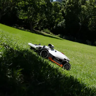 Mammotion Luba 2 AWD 10000X - Robot Rasaerba per prati in pendenza