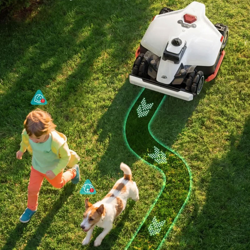 Robot rasaerba Mammotion LUBA 3 AWD 10000 senza filo perimetrale per prati fino a 10.000 m²