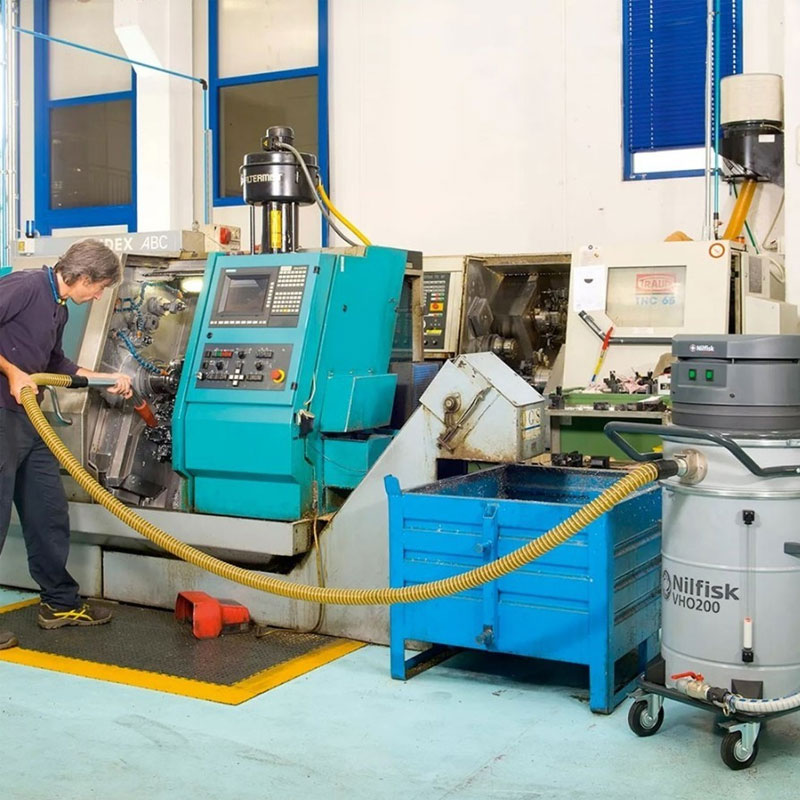 Nilfisk VHO200 All-In-One - Industrial Wet and Dry Vacuum Cleaner