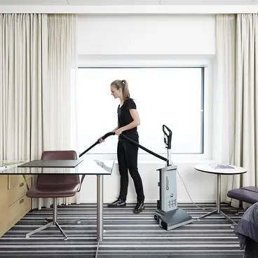 Nilfisk VU500 15 battitappeto professionale