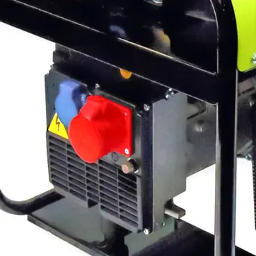Pramac ES8000 Trifase - Gruppo Elettrogeno 8.3 kW con AVR