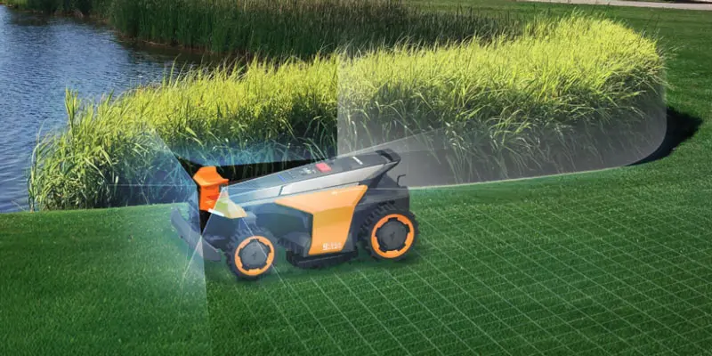 Robot rasaerba Segway Navimow Terranox CM240M1 con trazione integrale AWD per terreni complessi e irregolari