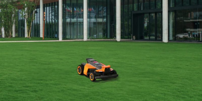 Gestione flotte NavimowFleet del robot Segway Terranox CM240M1 tramite app e piattaforma web