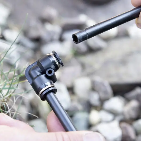 Stocker 4239 Raccordo a 90° Ø 8 mm