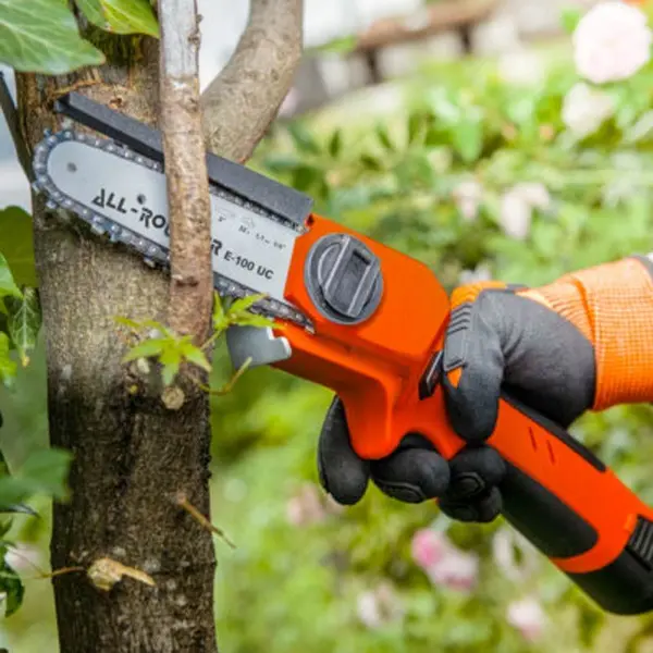 Stocker All Rounder E-100 UC Potatore con Batteria Ioni di Litio