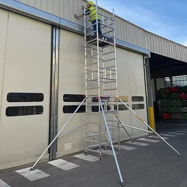 Svelt Sveltower Plus - Trabattello Professionale Componibile Compatto h max 7,27 m.