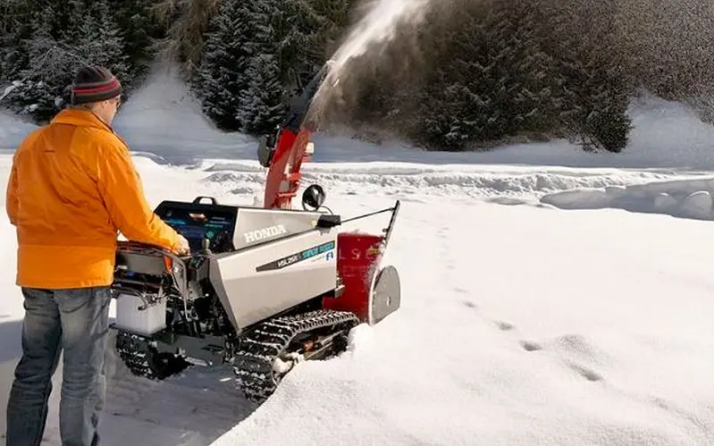 Tecnogen HSL 2511 E spazzaneve Snowfighter Honda
