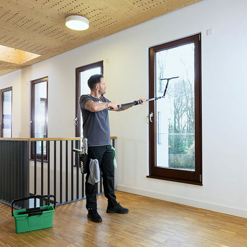 Unger ErgoTec NINJA AKN19 - 6-in-1 Glass Cleaning Kit with Carbon Rod