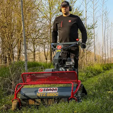 Zanon MTZ 860C trinciasarmenti a scoppio